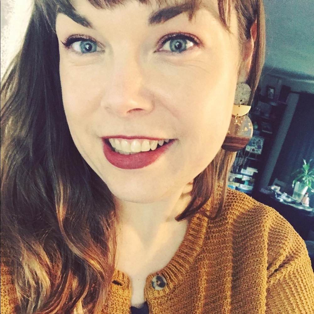 Meet your Posher, Rita